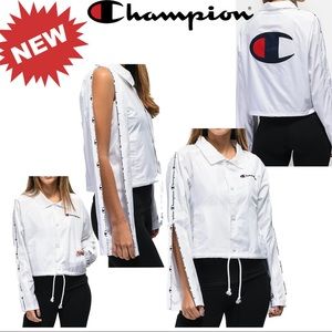 🚨EXPIRES🔜 RARE 🆕 Champion Cropped Coaches White Logo Jacket w/ zip sleeves